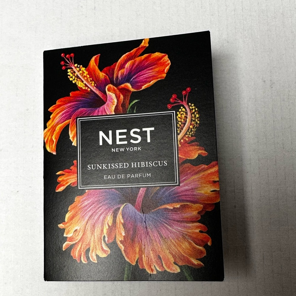 🎁 One 1.5 mL Sample of NEST Fragrances in SunKissed Hibiscus EDP